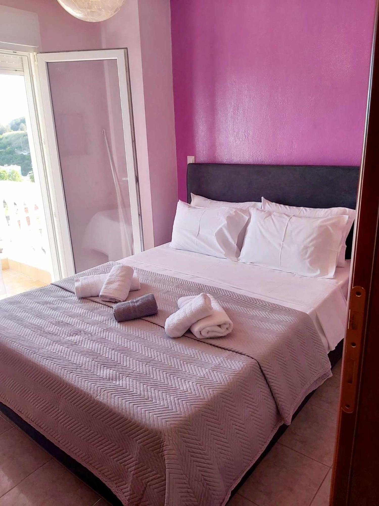 Appartement Upon The Hill à Néa Péramos Extérieur photo