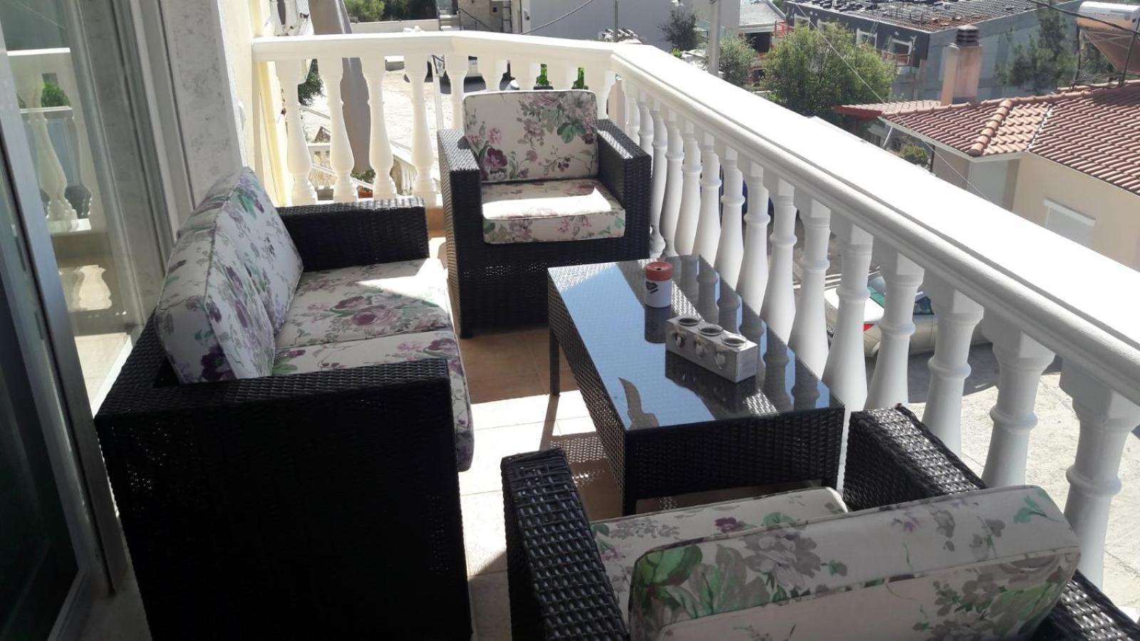 Appartement Upon The Hill à Néa Péramos Extérieur photo
